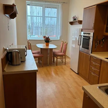 Apartmán Průběžná 606