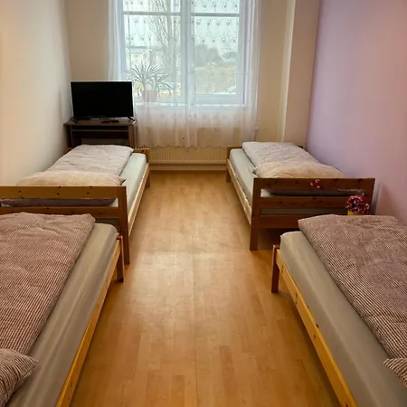 Apartmán Průběžná 606 Apartmán *